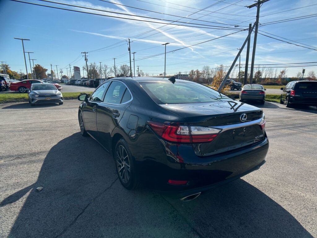 2017 LEXUS ES 350 BASE