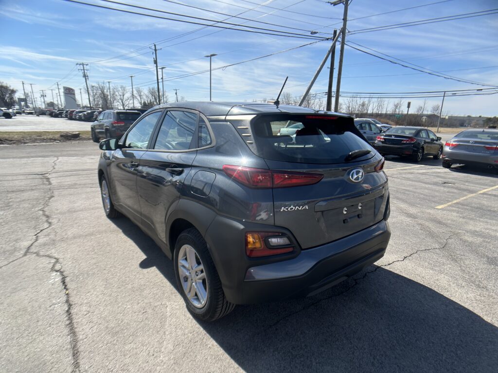 2021 Hyundai KONA SE