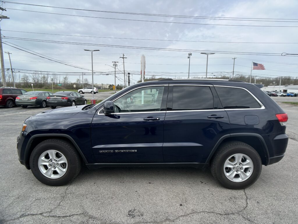 2017 Jeep GRAND CHEROKEE