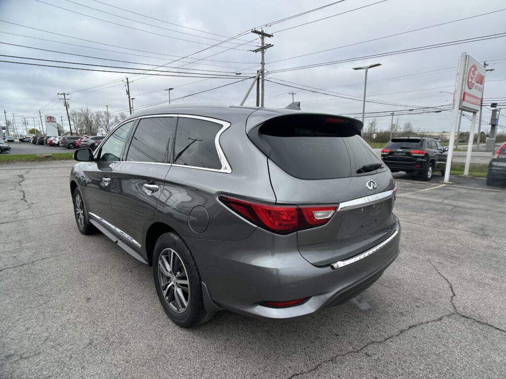 2017 INFINITI QX60 BASE