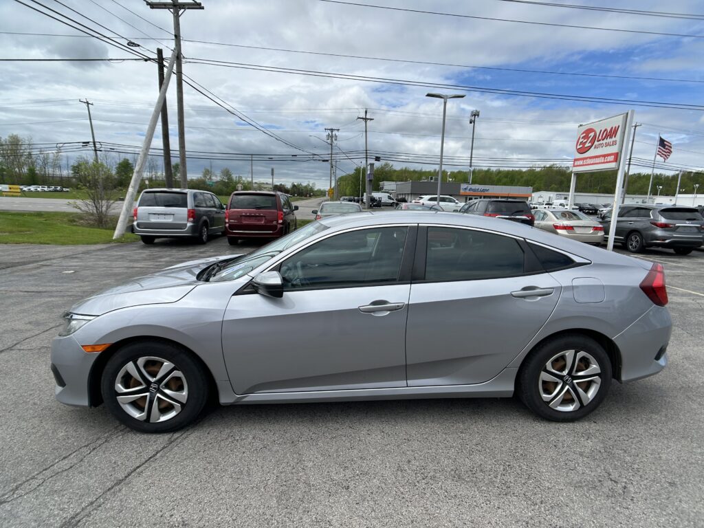 2018 Honda CIVIC LX