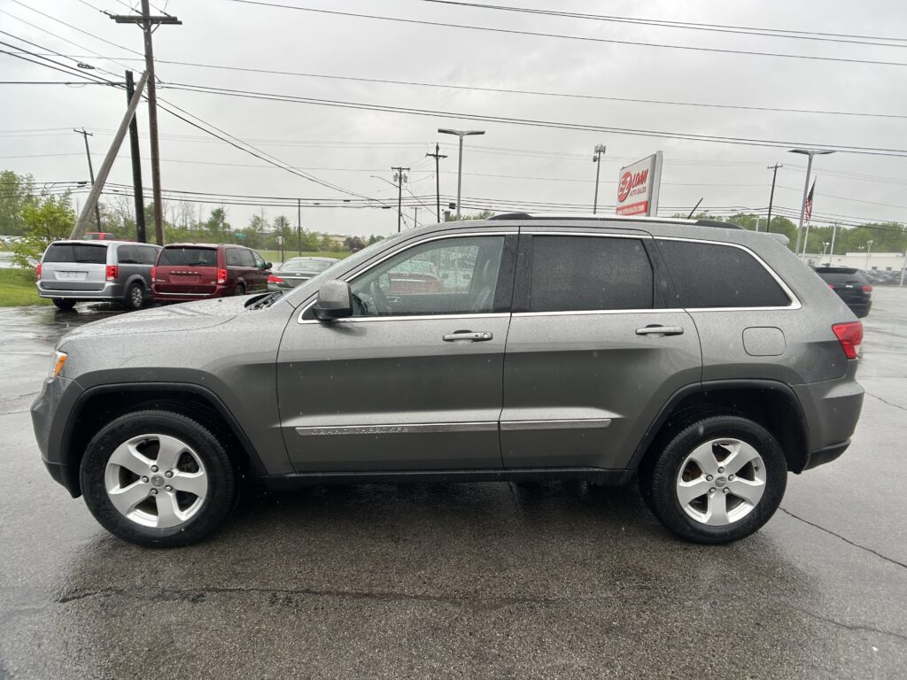 2013 Jeep GRAND CHEROKEE