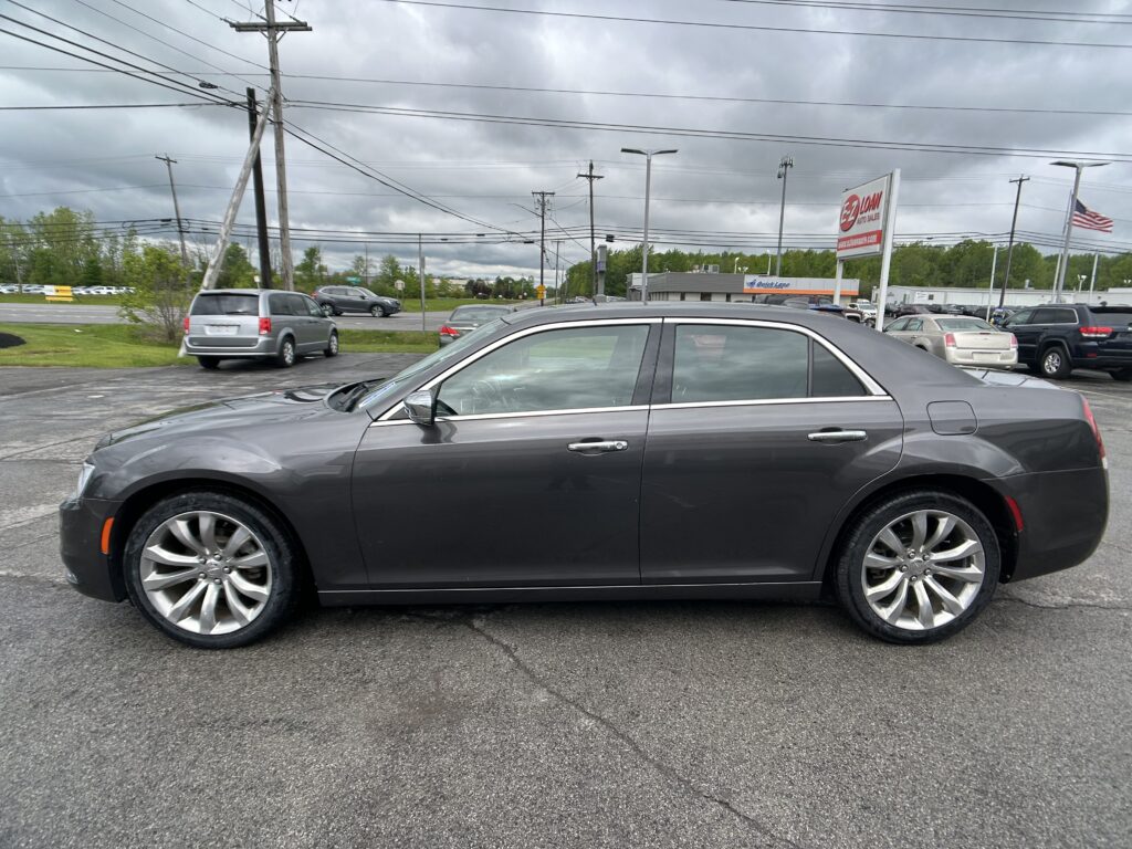 2018 CHRYSLER 300 LIMITED