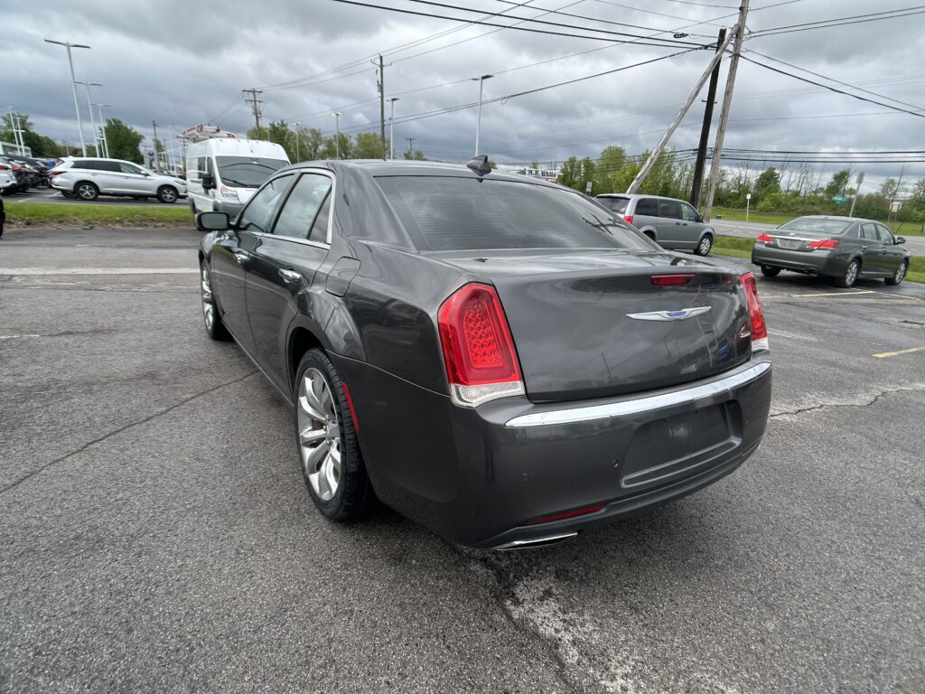 2018 CHRYSLER 300 LIMITED