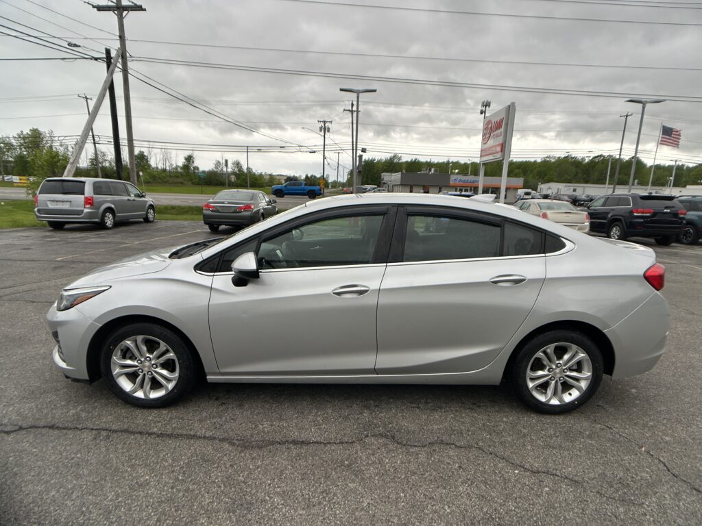 2019 Chevrolet CRUZE LT