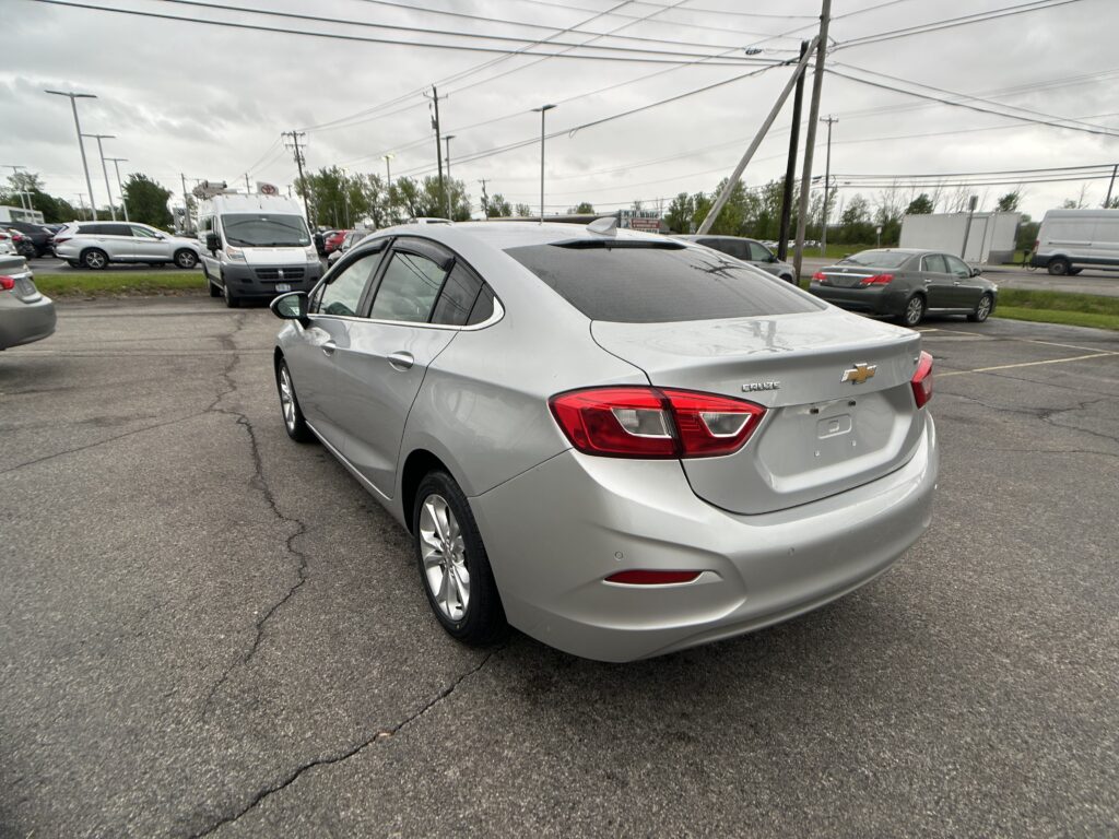 2019 Chevrolet CRUZE LT