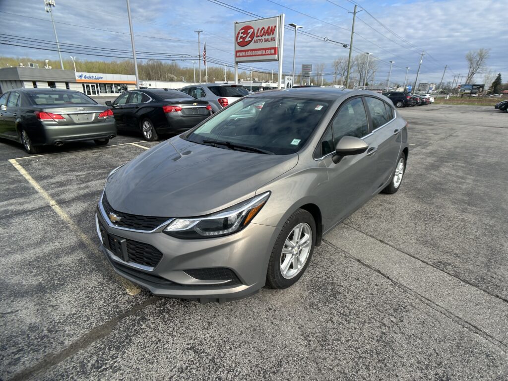 2017 Chevrolet CRUZE LT HATCH