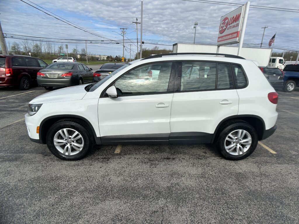 2017 VOLKSWAGEN TIGUAN S 4MOTION