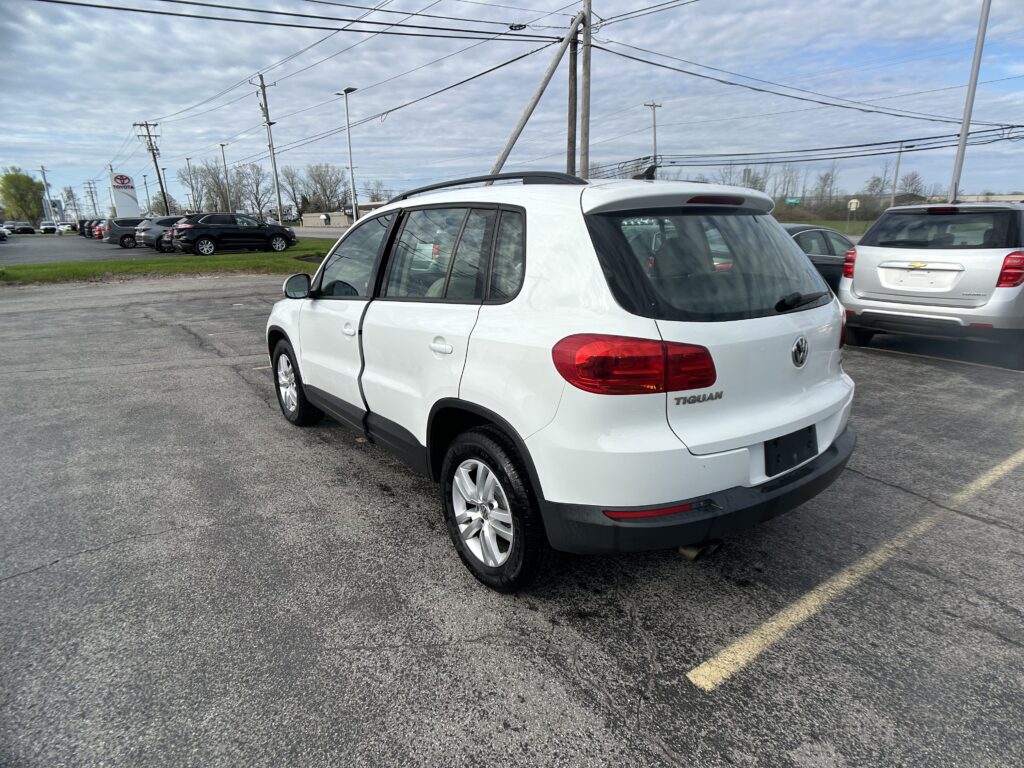 2017 VOLKSWAGEN TIGUAN S 4MOTION