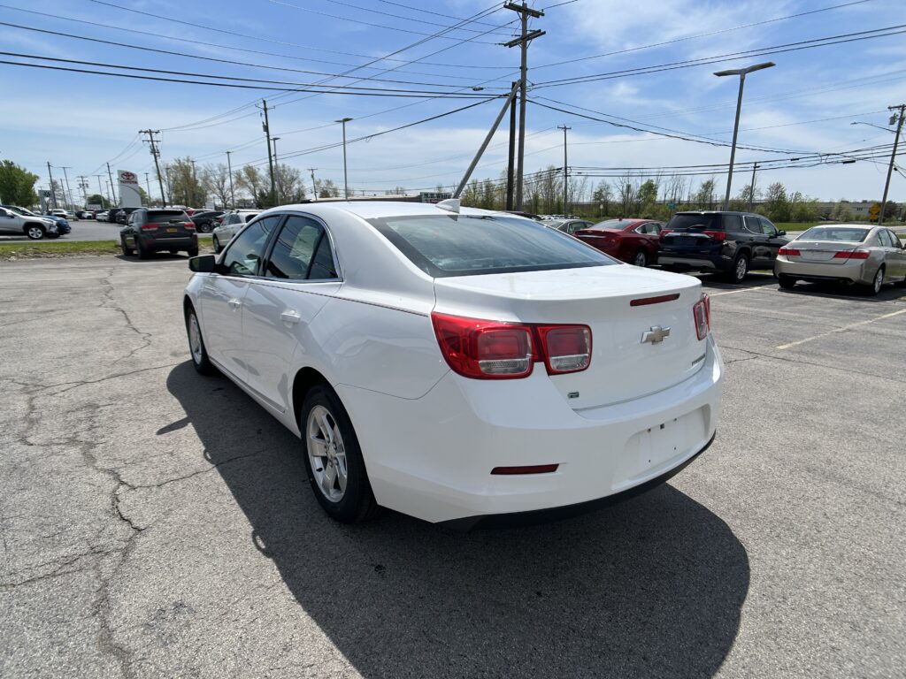 2016 Chevrolet MALIBU LIMITED LT