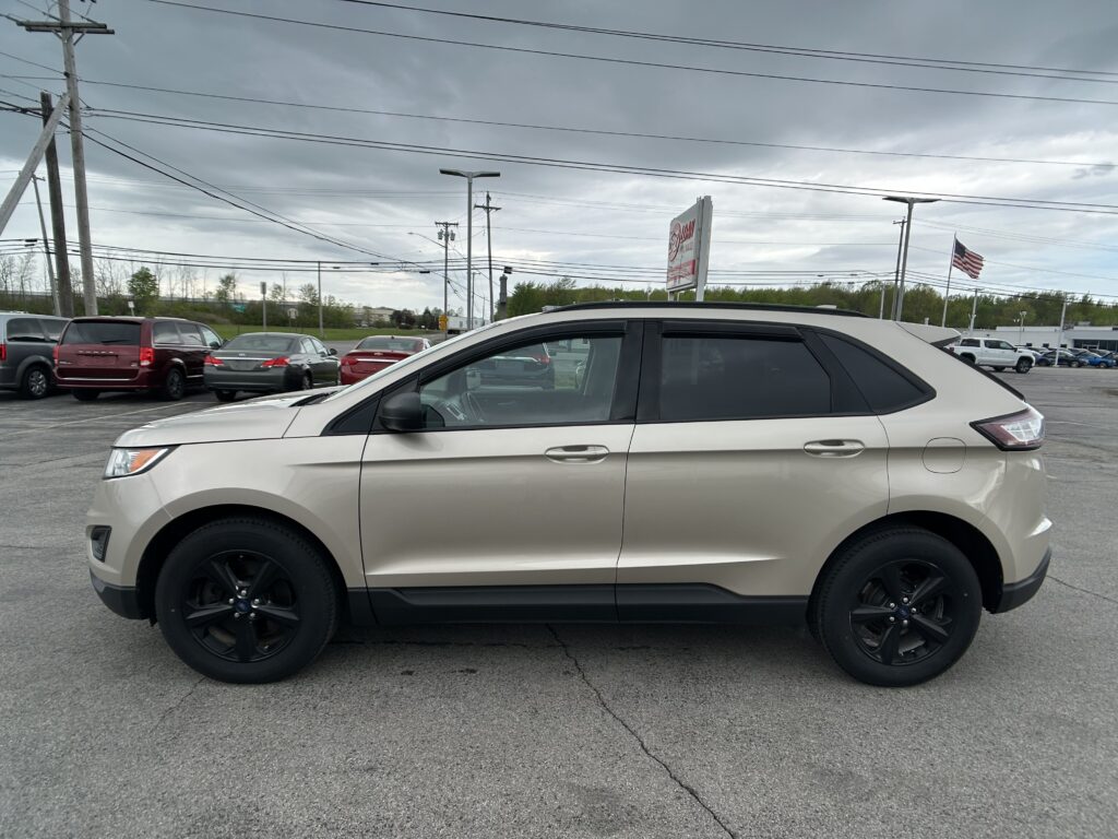 2017 Ford EDGE SE