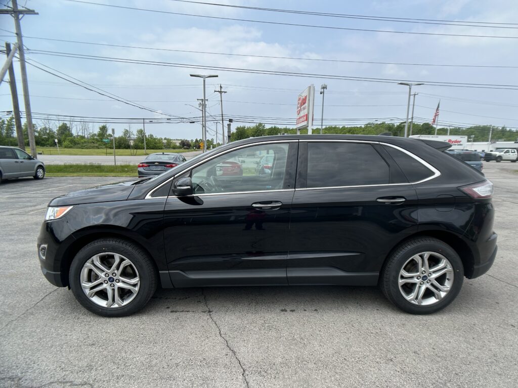2017 Ford EDGE TITANIUM