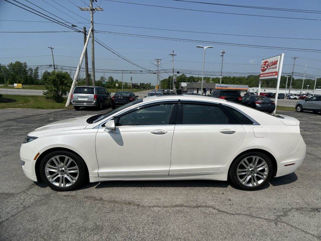2015 LINCOLN MKZ BASE