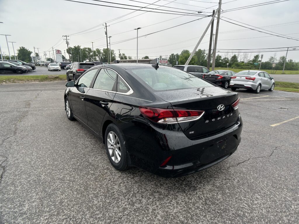2018 Hyundai SONATA SE