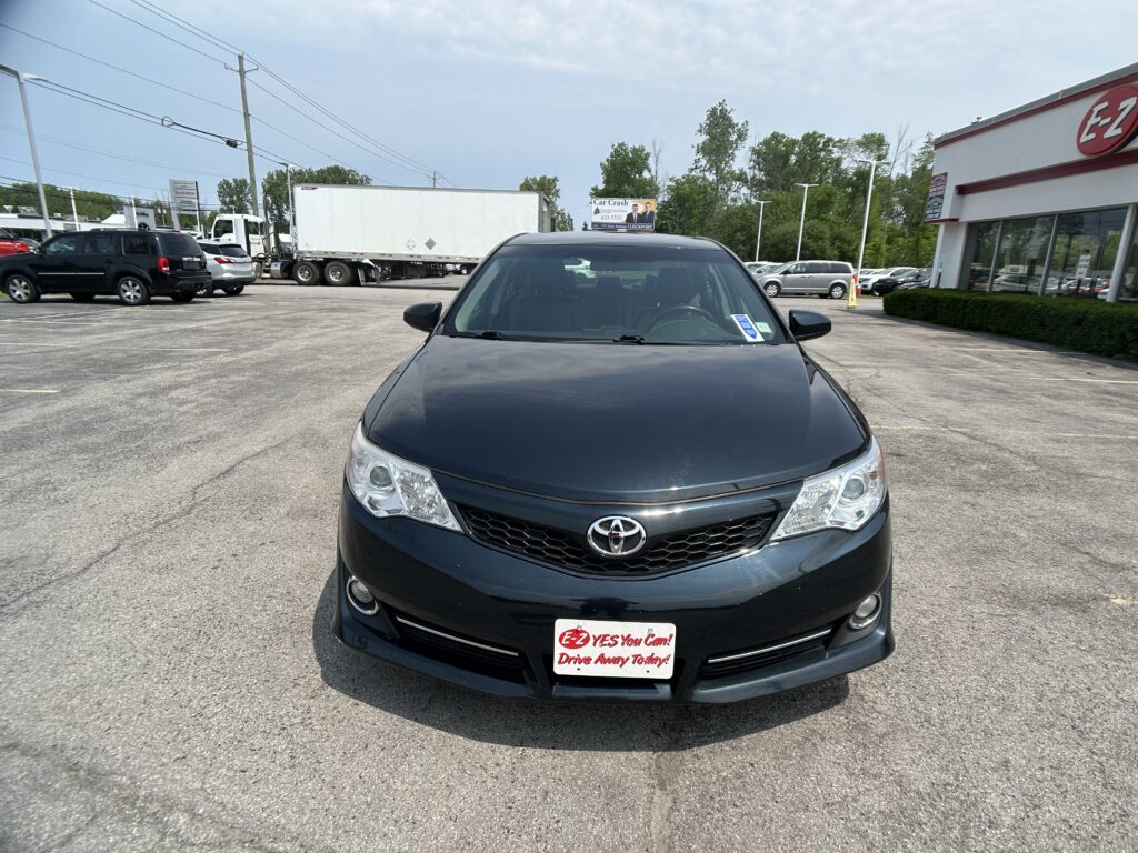 2014 Toyota CAMRY SE