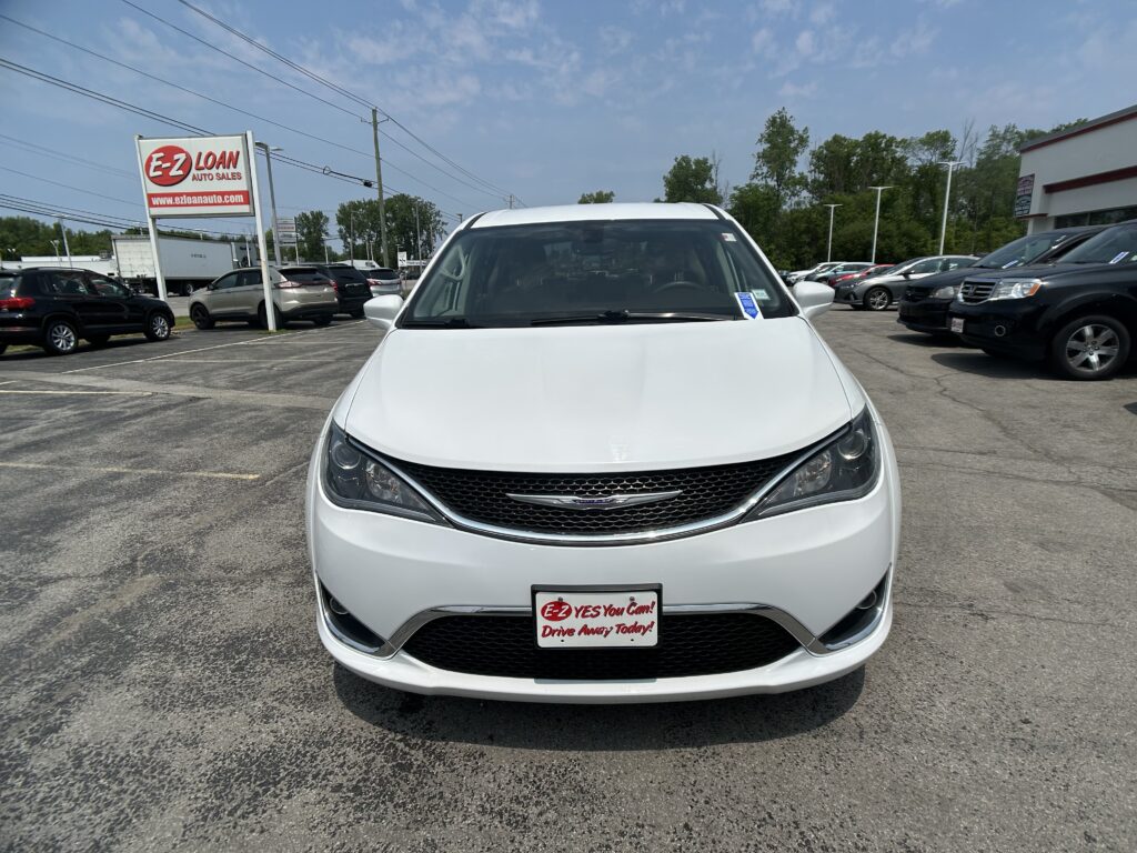 2020 CHRYSLER PACIFICA TOURING