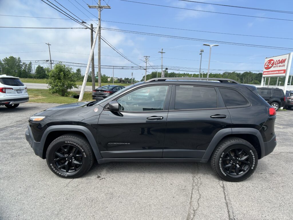 2015 Jeep CHEROKEE TRAILHAWK