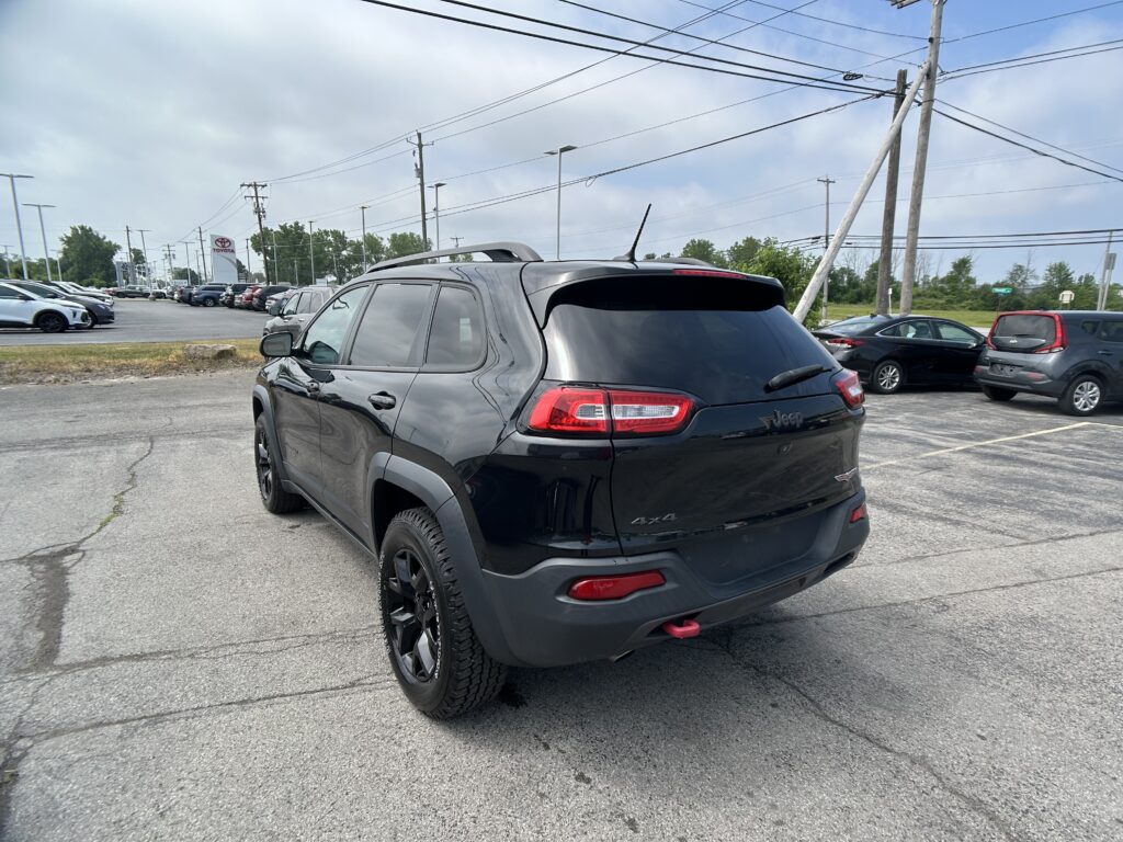 2015 Jeep CHEROKEE TRAILHAWK