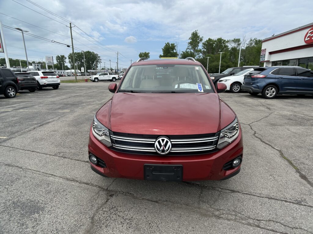 2016 VOLKSWAGEN TIGUAN SE
