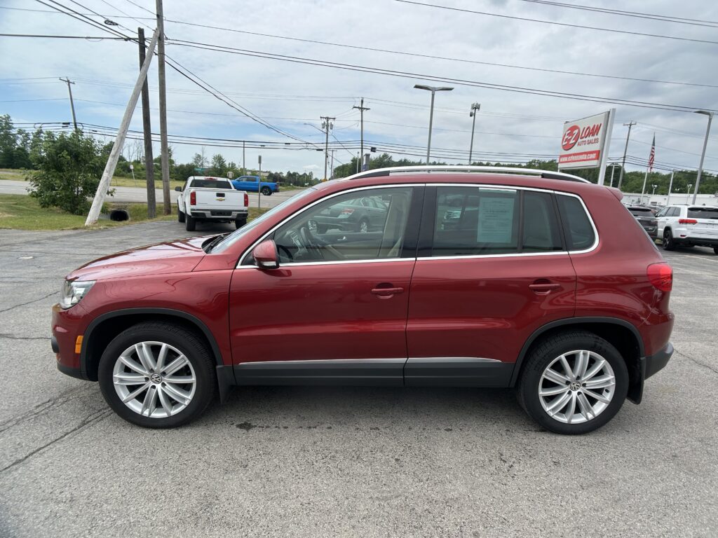 2016 VOLKSWAGEN TIGUAN SE