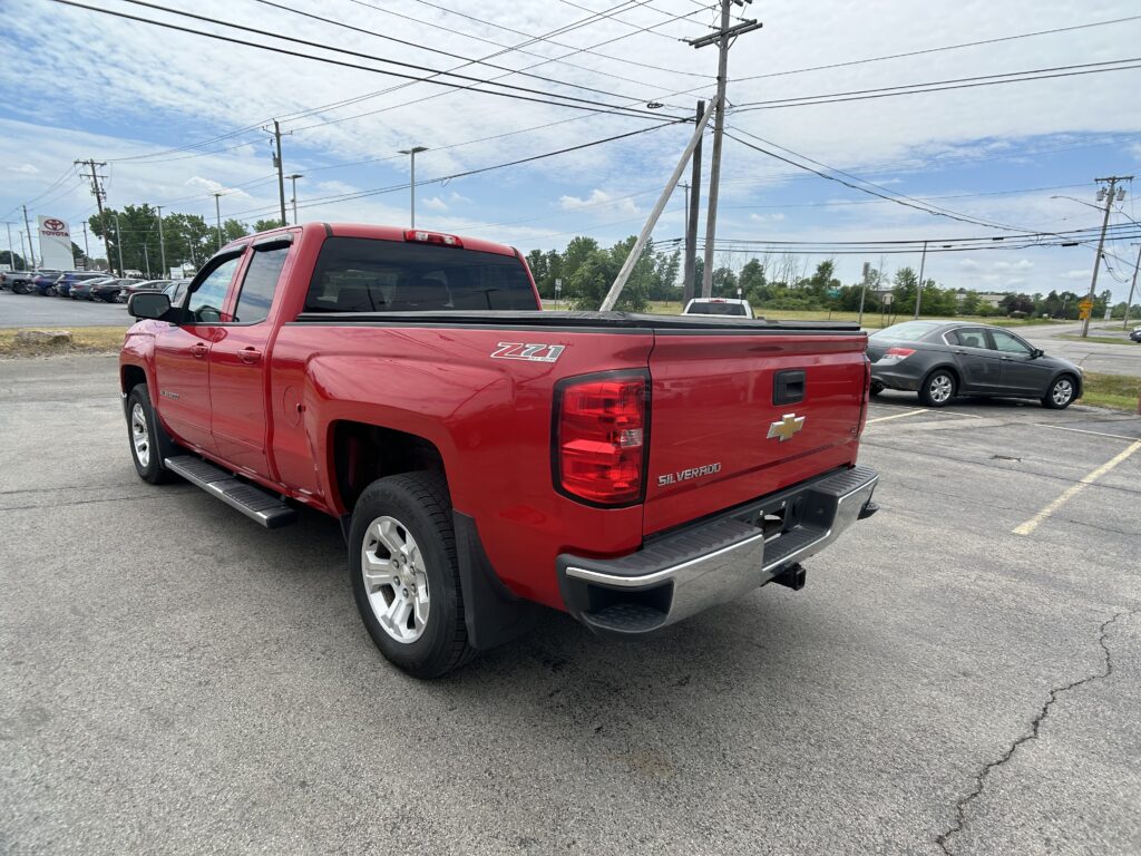 2015 Chevrolet SILVERADO LT