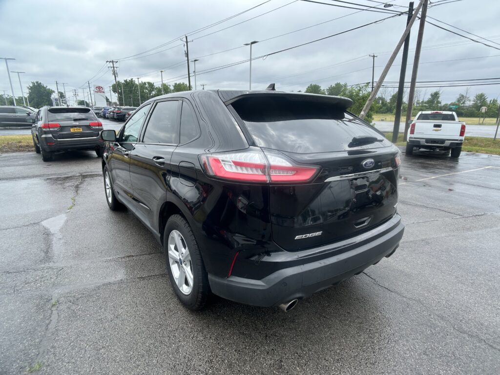 2020 Ford EDGE SE