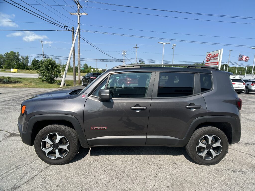 2019 Jeep RENEGADE TRAILHAWK