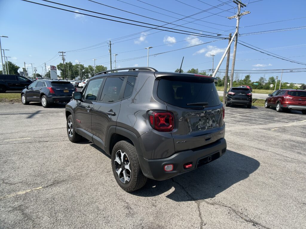 2019 Jeep RENEGADE TRAILHAWK