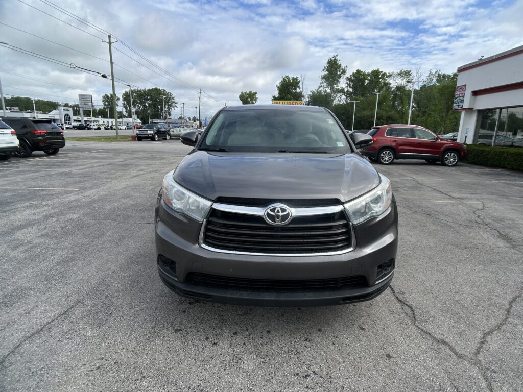 2016 Toyota HIGHLANDER LE