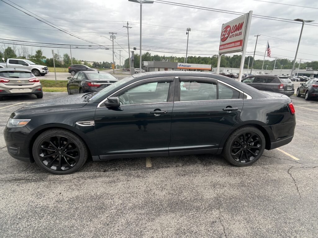 2015 Ford TAURUS SEL