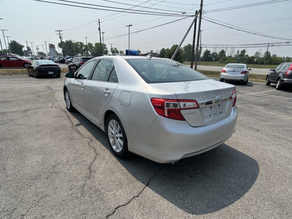 2014 Toyota CAMRY XLE
