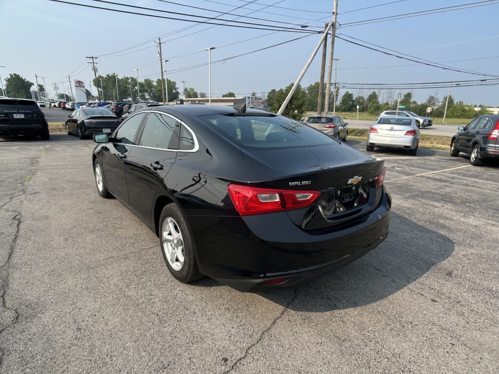 2018 Chevrolet MALIBU LS