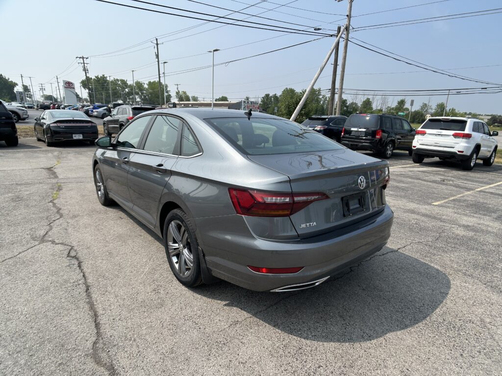 2019 VOLKSWAGEN JETTA R-LINE