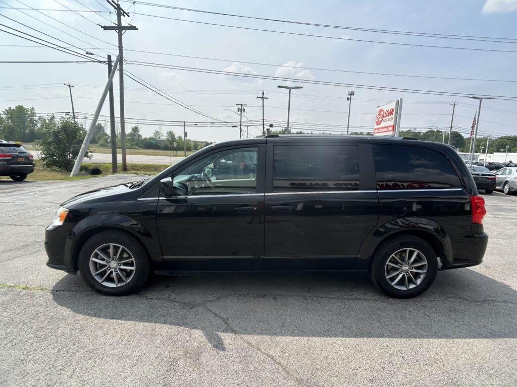 2019 Dodge GRAND CARAVAN SXT