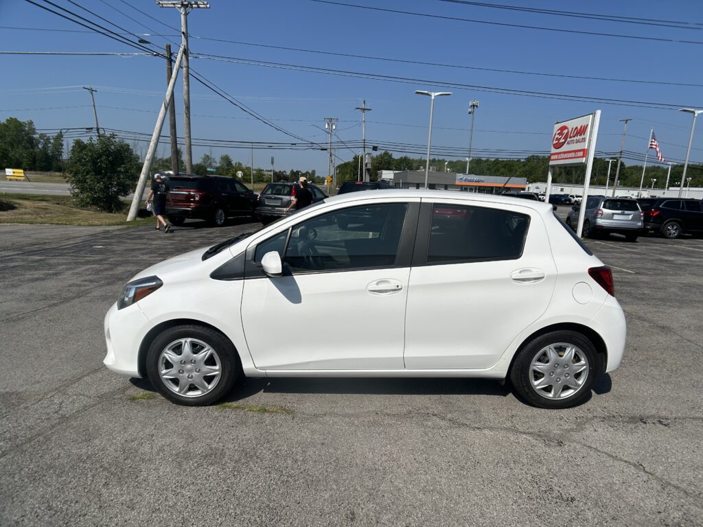2017 Toyota YARIS L