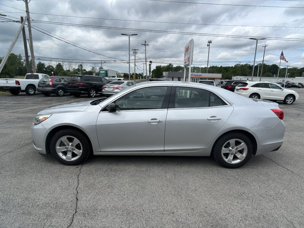 2015 Chevrolet MALIBU LS