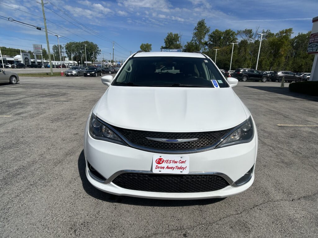 2019 CHRYSLER PACIFICA TOURING L