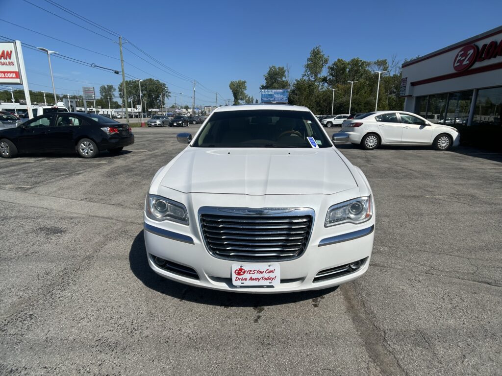 2012 CHRYSLER 300 LIMITED