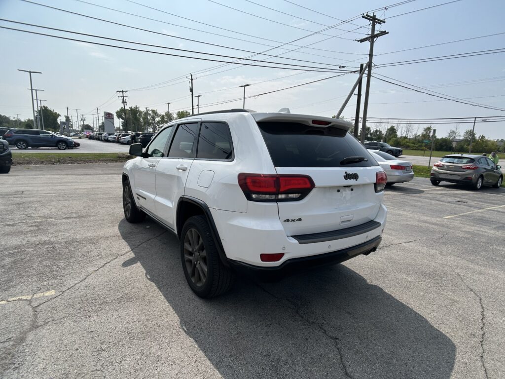 2016 Jeep GRAND CHER LTD ANN