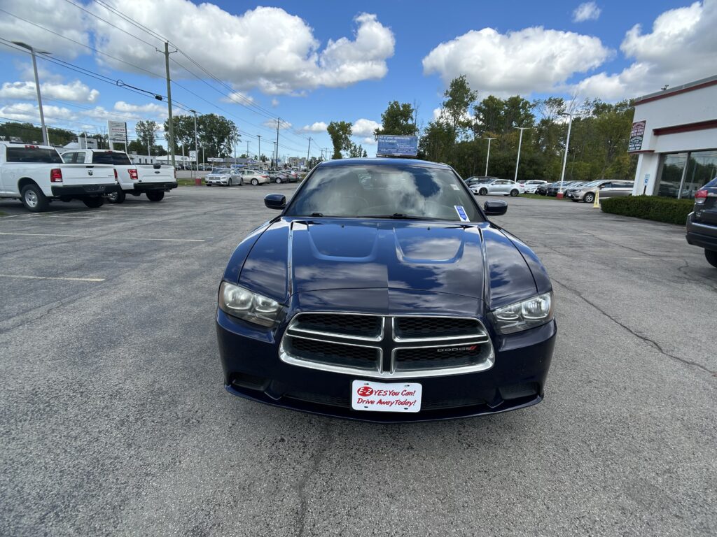 2013 Dodge CHARGER SE