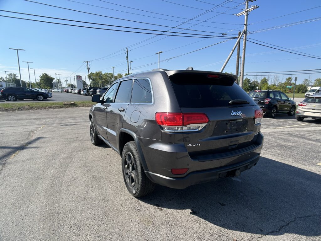 2017 Jeep GRAND CHEROKEE LARED