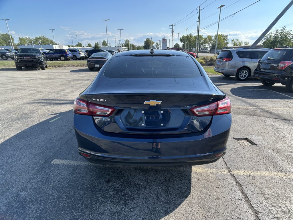 2021 Chevrolet MALIBU LT