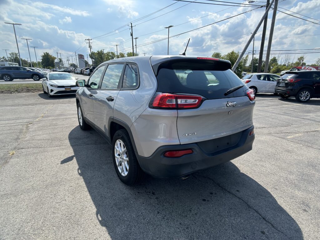 2014 Jeep CHEROKEE SPORT