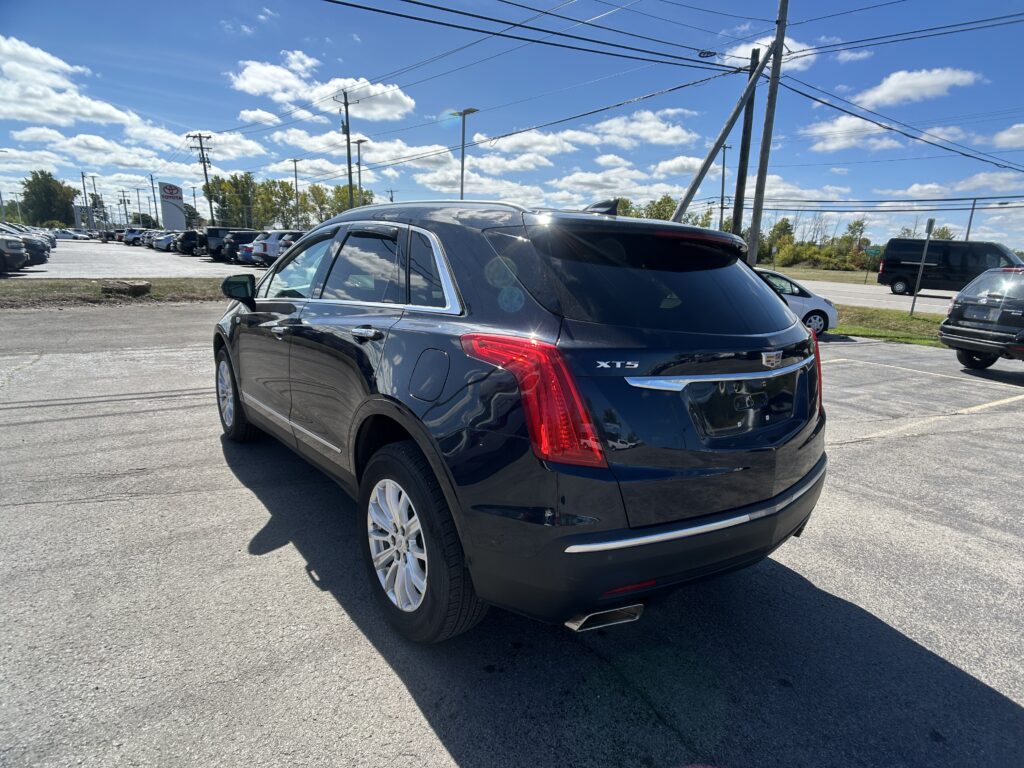 2017 CADILLAC XT5 BASE