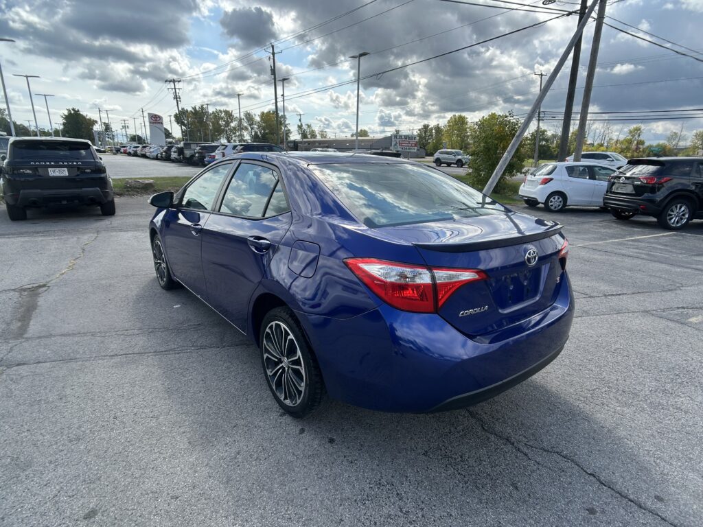 2015 Toyota COROLLA S PLUS