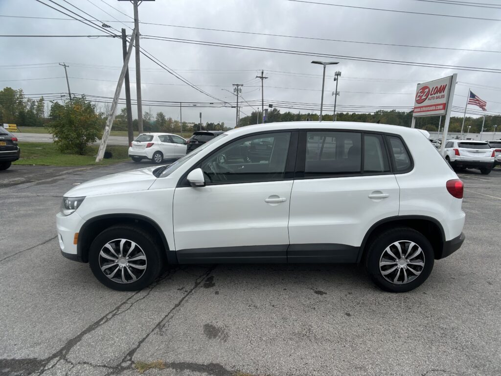 2017 VOLKSWAGEN TIGUAN S/LIMITED