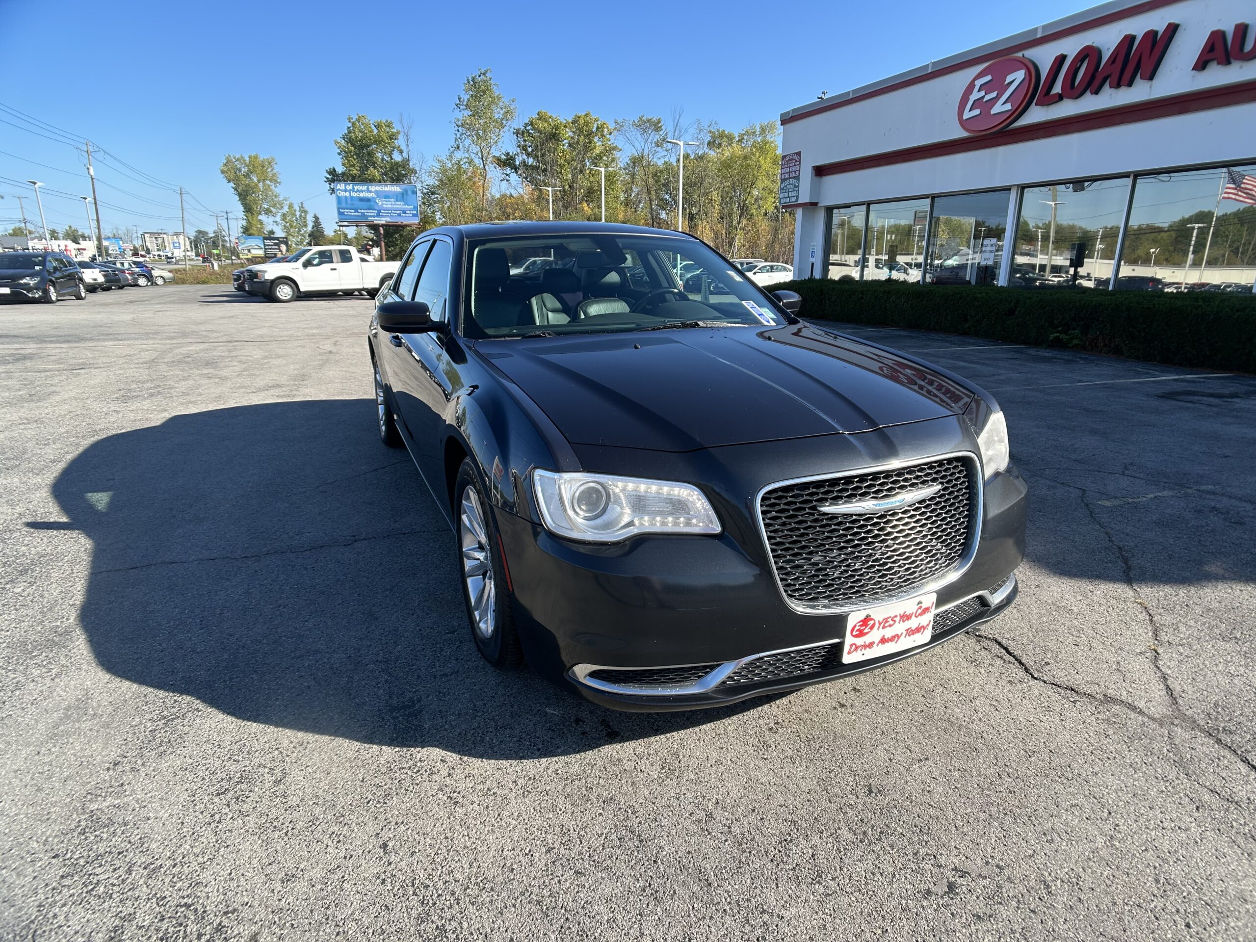 2017 Chrysler 300 Limited's photo