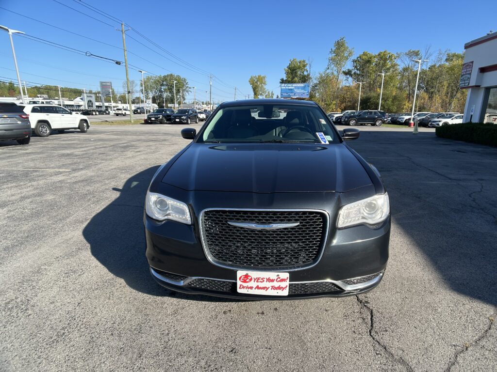 2017 CHRYSLER 300 LIMITED
