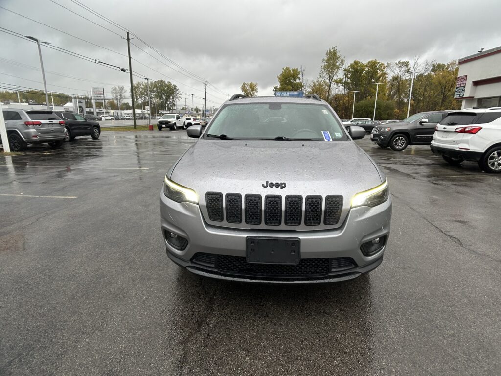 2020 Jeep CHEROKEE LATITUDE