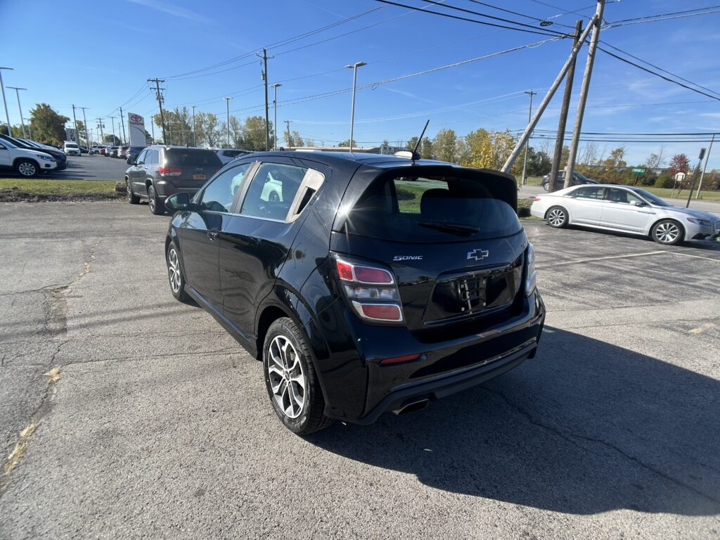 2018 Chevrolet SONIC LT